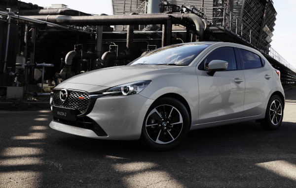 new-mazda2-hb-bekasi